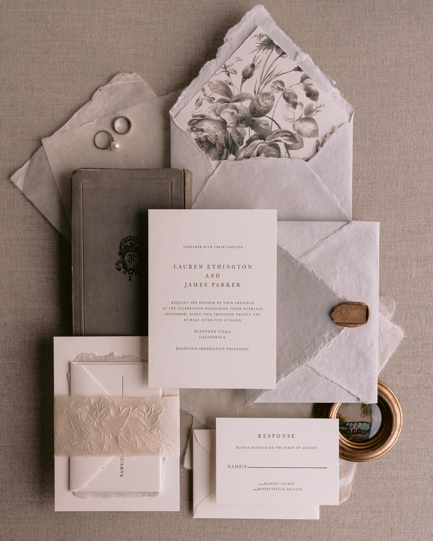 MinimalWeddingInvitation_Papira