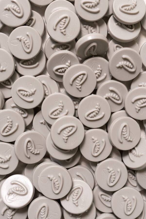 LIGHT GREY SEALING WAX BEADS